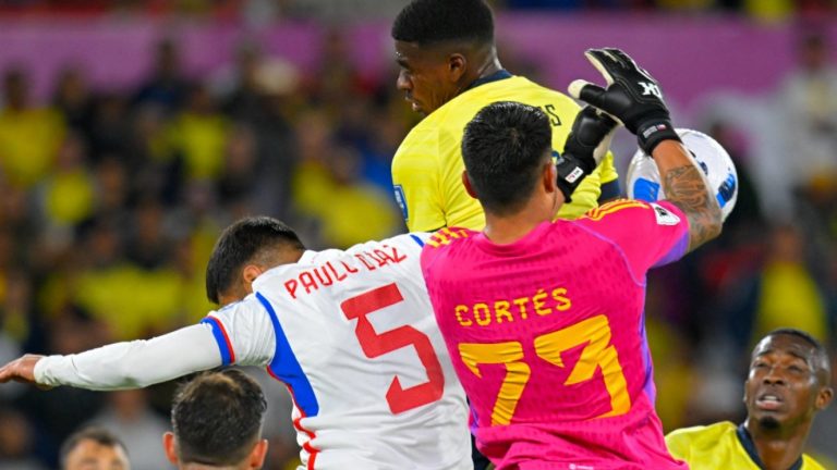 Chile sigue sin encontrar el rumbo y cayó en Ecuador por las Clasificatorias al Mundial 2026