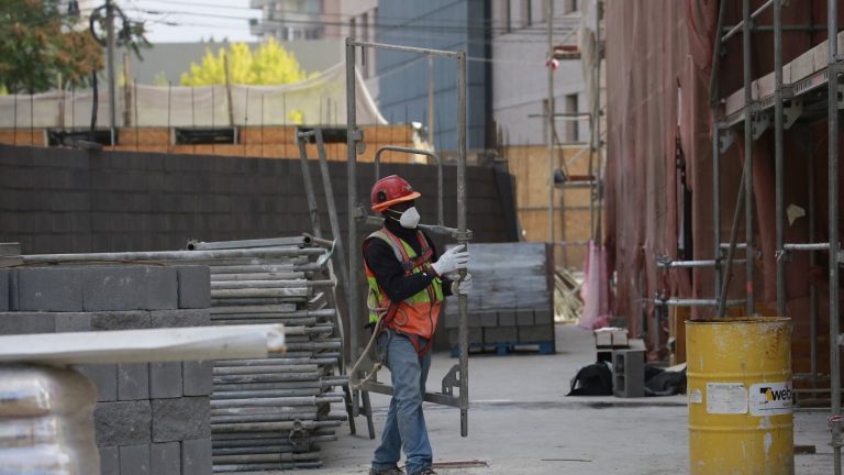 ¿Cómo calcular el valor de las horas extras? Conoce los mecanismos y límite mensual