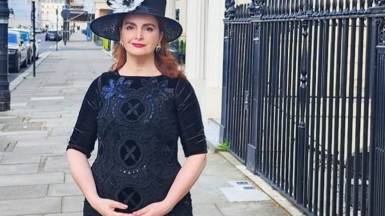 Ex embajadora de Chile en el Reino Unido exige una millonaria indemnización y disculpas públicas de Cancillería