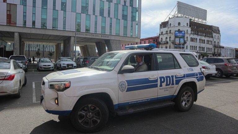 Pareja fue detenida ingresando a Chile más de dos kilos de cocaína en ovoides