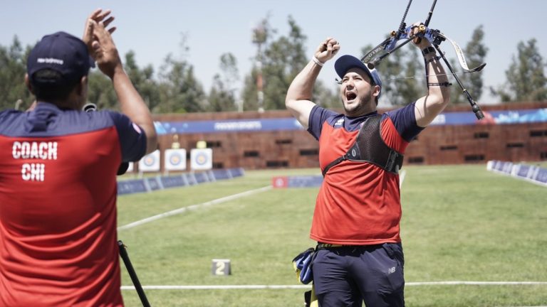 Ricardo Soto sigue prendido y ya está en las semifinales del tiro con arco de los Panamericanos 2023