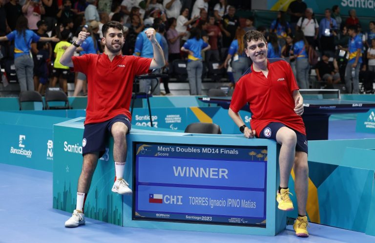 ¡Ya son 10! Pino y Torres le entregaron una nueva medalla de oro al Team ParaChile en el tenis de mesa