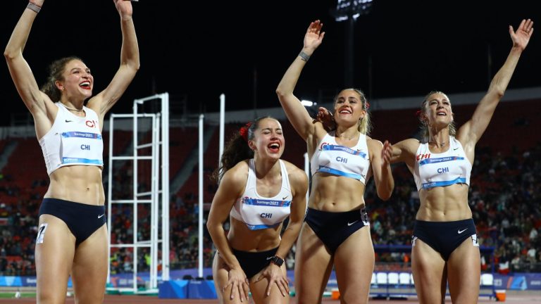 ¡Las Pumas al podio con nuevo récord! El equipo chileno del 4x100 logró una inédita medalla de plata en los Panamericanos