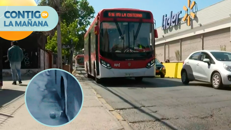 Peligrosa maniobra: Buses circulan sobre veredas para evitar baches en la Cisterna