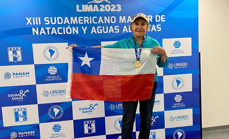 Nadadora chilena busca apoyo para competir en Mundial Máster: 