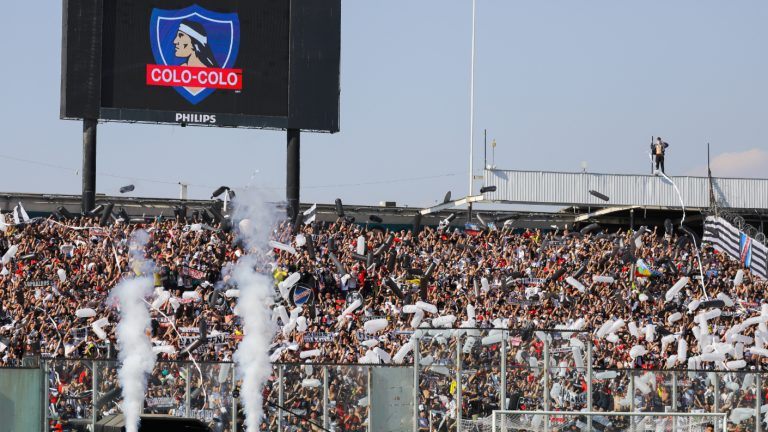 PDI investiga a 22 jugadores de Colo Colo por presunta obtención irregular de licencias de conducir