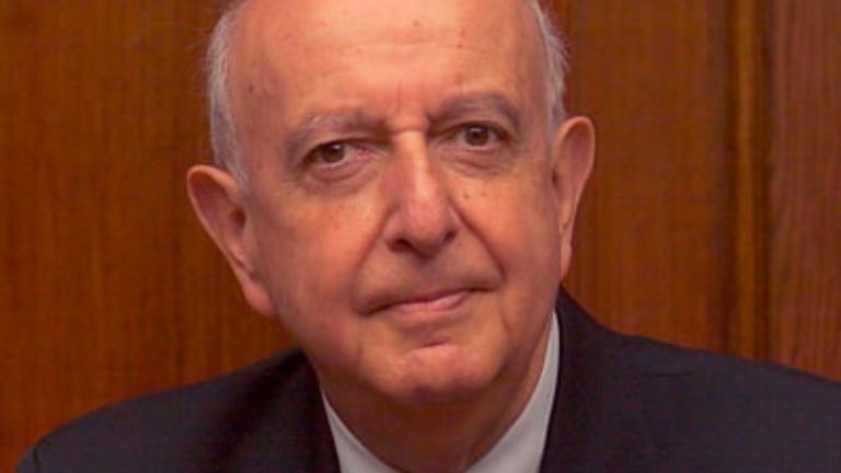 Ex ministro de Hacienda de Pinochet y ex director de Provida: ¿Quién era Jorge Cauas?