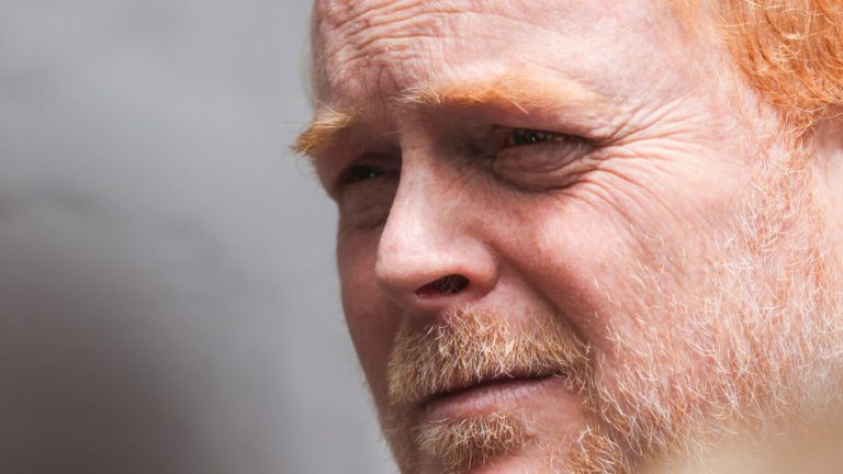 Rojo Edwards renuncia al Partido Republicano y anuncia creación de nuevo movimiento