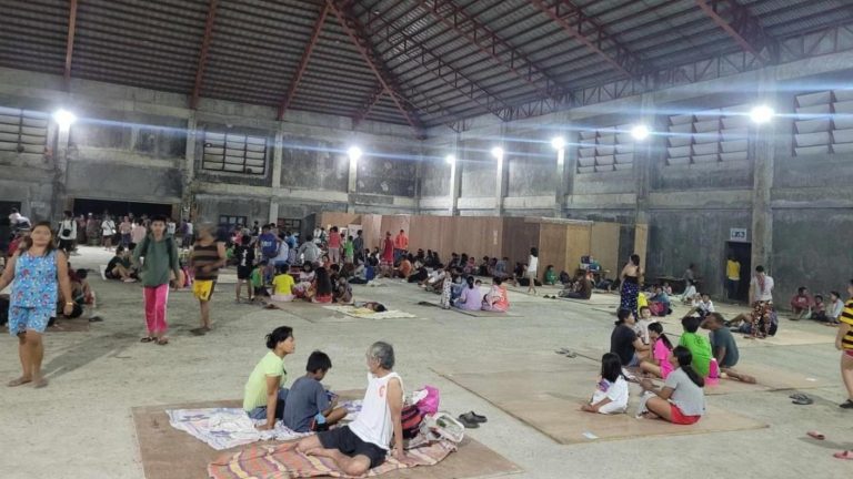 Impactantes videos de terremoto en Filipinas son virales en redes sociales