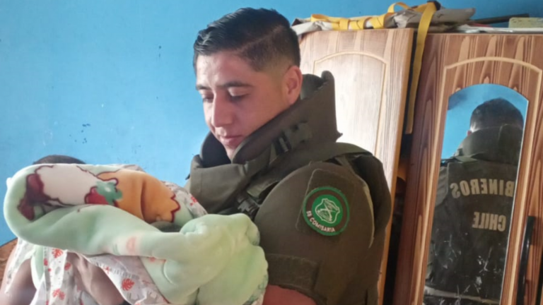 Carabineros asistió parto en casa de Estación Central