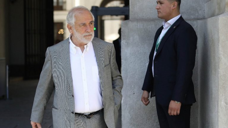 Caso Convenios: Crece la presión sobre Ministro Montes y oposición amenaza con acusación constitucional