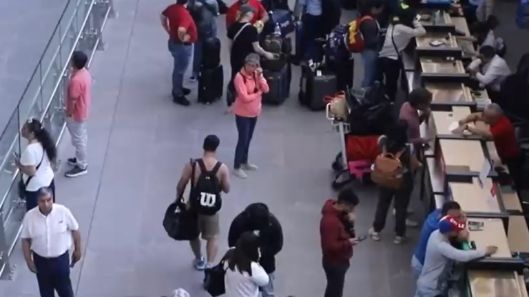 Remodelación Aeropuerto de Santiago: Inauguran nueva zona de arribos para viajes nacionales