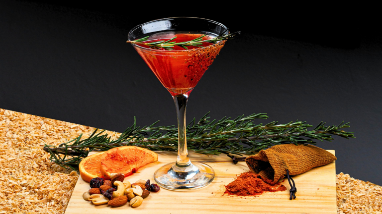 Tragos navideños: Revisa los cócteles más fáciles y refrescantes para innovar en estas fiestas