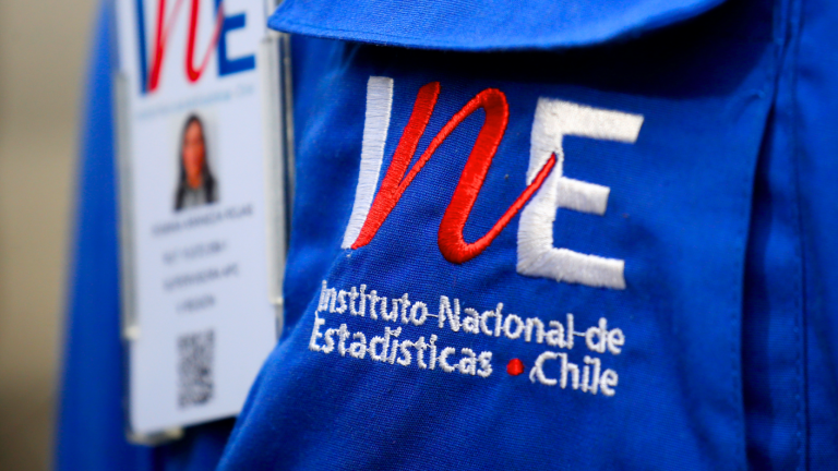 Censo 2024 sigue buscando trabajadores: Así puedes postular como censista con sueldo de $750 mil