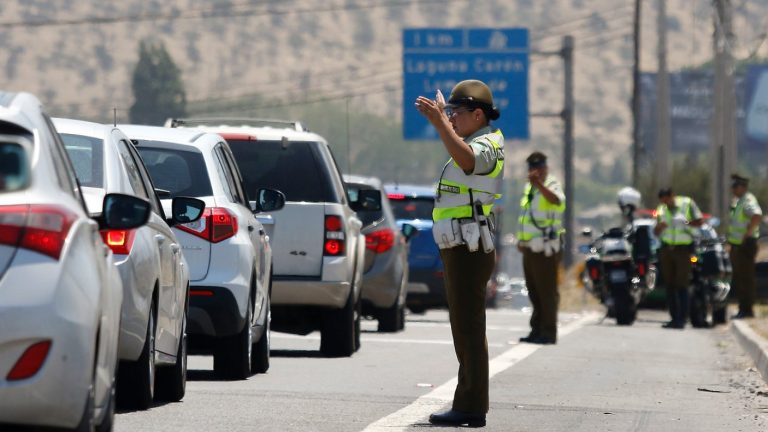 Estudio: Más del 50% de los conductores no cree que será fiscalizado si conduce ebrio en Año Nuevo