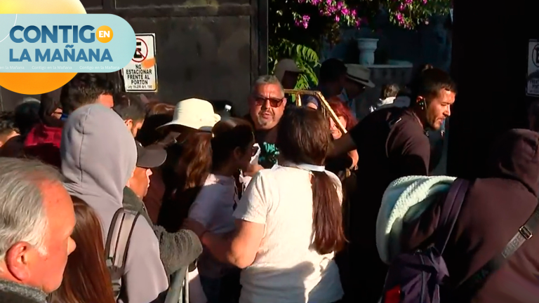 Conflictos en fila para ver a Leda: Denuncian que vendían números hasta 30 mil pesos