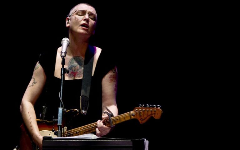 A seis meses de su fallecimiento: Informe revela causa de muerte de Sinéad O'Connor