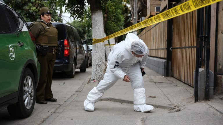 Homicidio en Lo Prado: Hombre de 21 años fue baleado en su departamento
