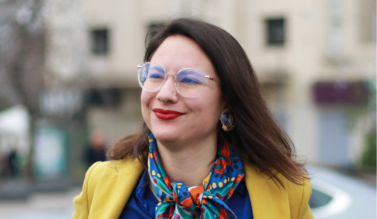 Irací Hassler irá por la reelección en Santiago: 