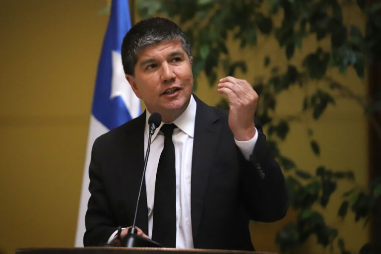 Monsalve viajará a Venezuela para firmar acuerdo de seguridad entre ambos países