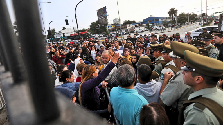 Visita de Leda Bergonzi provocó discusión entre fieles católicos y evangélicos en el Templo Votivo