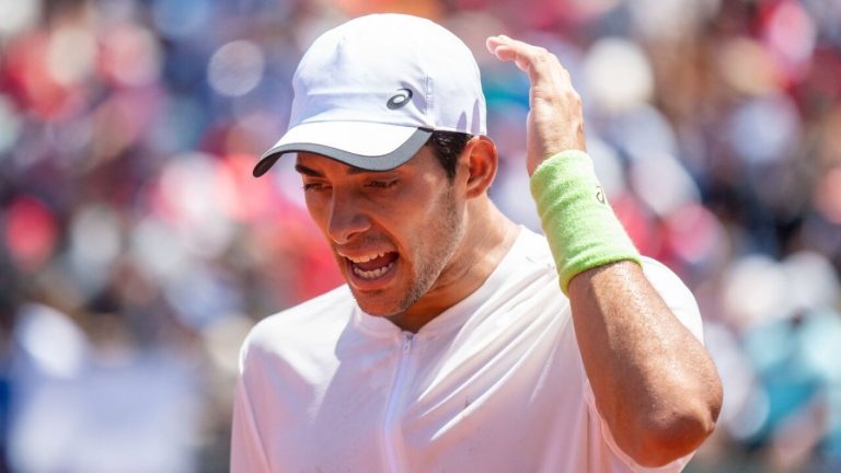 Lo dio todo, pero no pudo: Christian Garín se despide del Australian Open en su debut