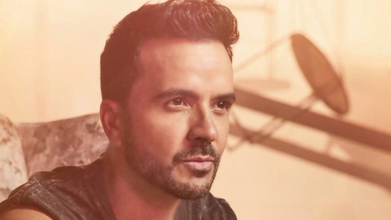 Luis Fonsi sorprende con nuevo tema inspirado en Santiago de Chile