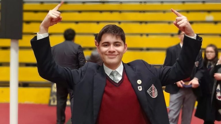 La historia del puntaje máximo en la PAES que eligió ser profesor: 