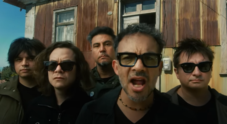 Los Bunkers actualizan estado de Mauricio Basualto: Sufrió grave cuadro de salud