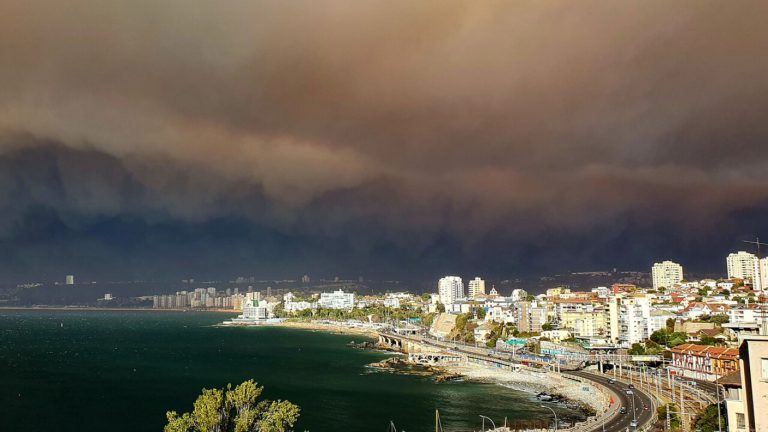 Qué significa el Estado de Excepción decretado por incendios forestales en Valparaíso