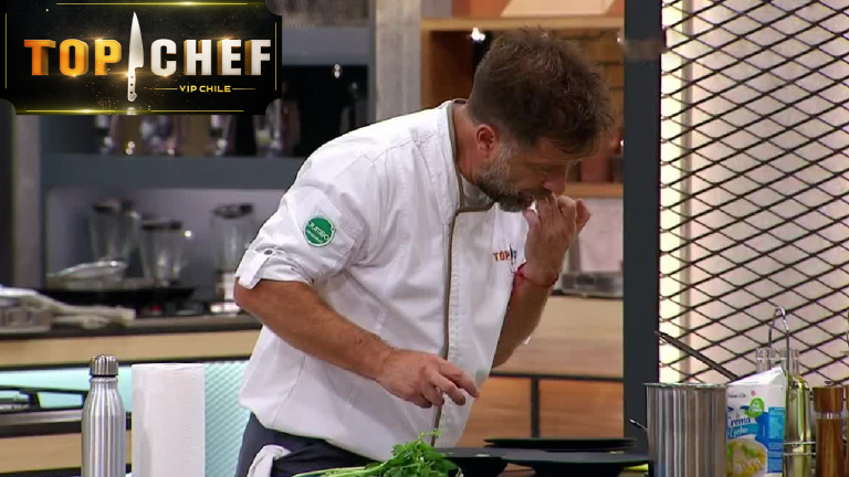 ¡Le llegó reto! Marcial Tagle fue sorprendido en poco higiénica actitud en Top Chef VIP