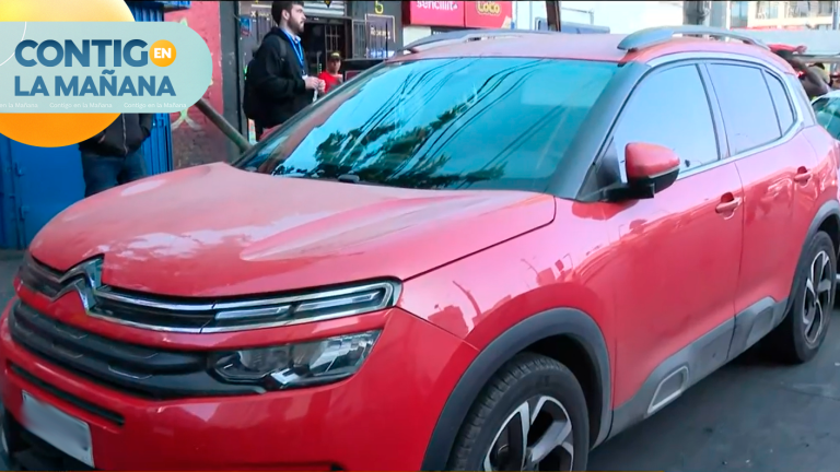 ¡128 infracciones acumuladas! Fiscalizan vehículo con $8 millones en multas por TAG