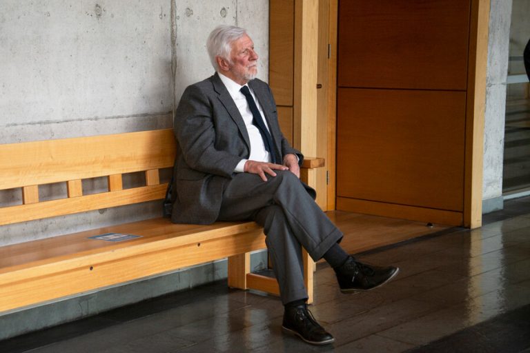 Salió de la cárcel: Ex alcalde Raúl Torrealba quedó con arresto domiciliario tras modificación de cautelares