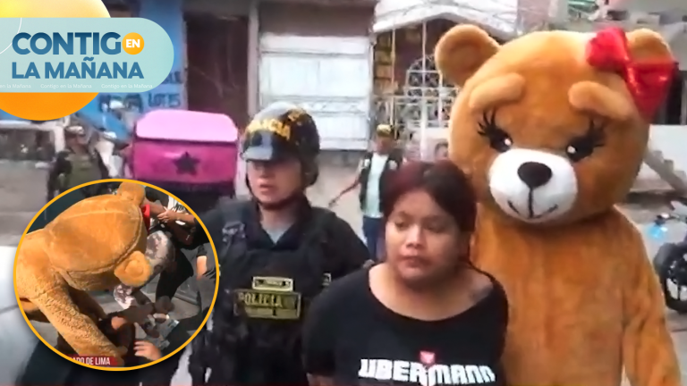 Repartió grilletes y no chocolates: Policía se disfrazó de oso para detener a delincuentes