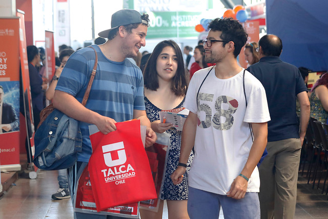 Bonos para escolares y universitarios: Consulta cómo podrías recibir hasta $570 mil