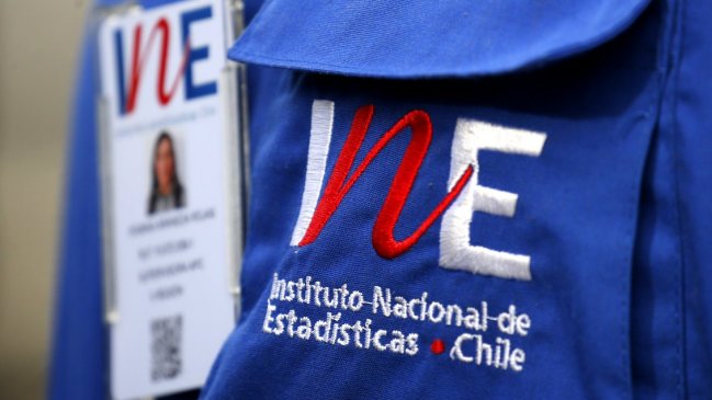 Sueldos de hasta $2,6 millones: Los trabajos que ofrece el INE en todo Chile