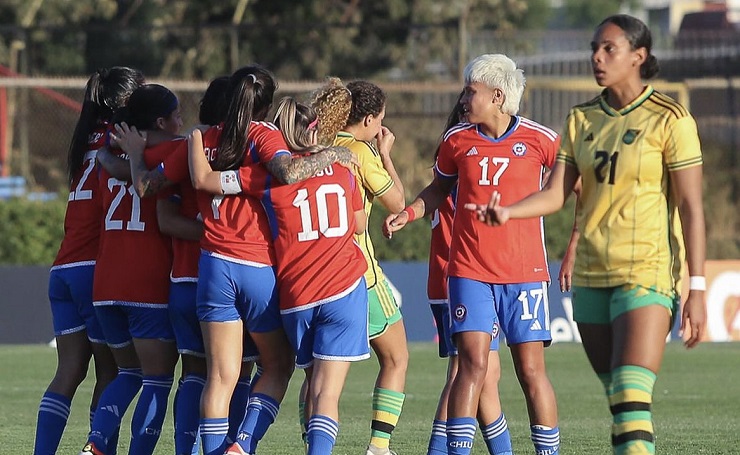 Chile aprovecha un zapatazo de Yessenia López para volver a vencer a Jamaica en apretado amistoso