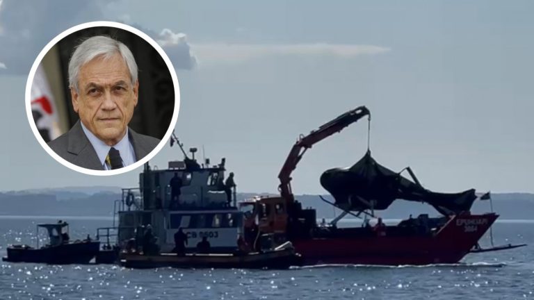 Helicóptero de ex presidente Piñera fue extraído del lago Ranco: Ahora será enviado a la capital