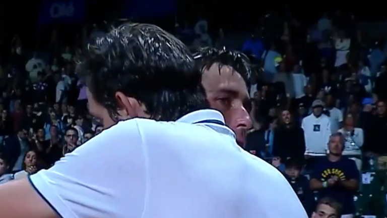 El honorable gesto de Nico Jarry con su rival que enamoró a los argentinos