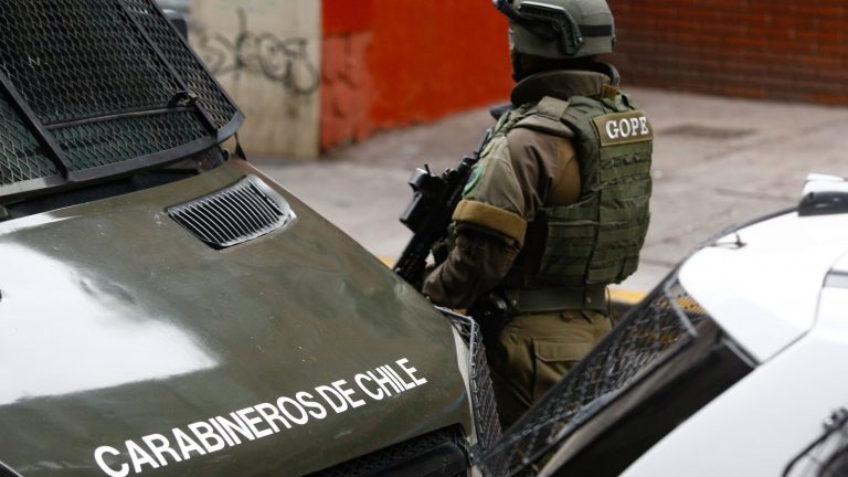 Detienen a hombre que amenazaba con arma de fuego a vecinos de San Joaquín