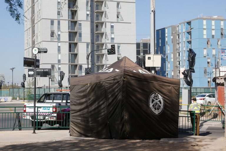 Delincuente asaltó a pasajeros de micro y murió atropellado por el mismo bus al escapar