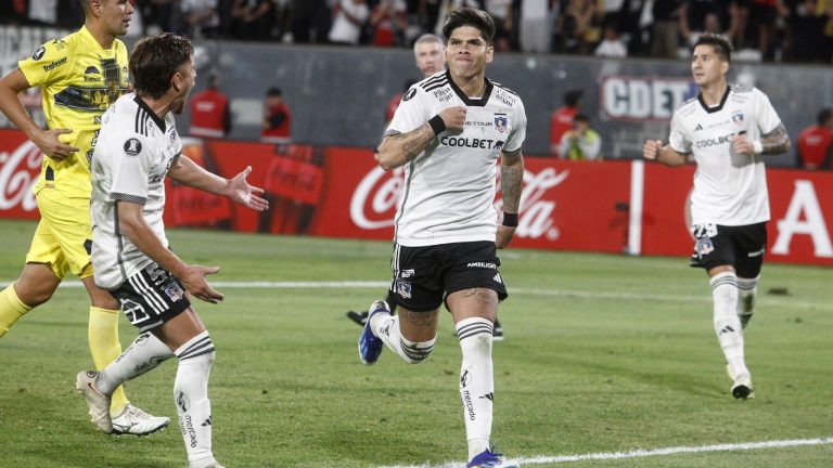 Copa Libertadores: Carlos Palacios marcó el segundo de Colo Colo ante Sportivo Trinidense
