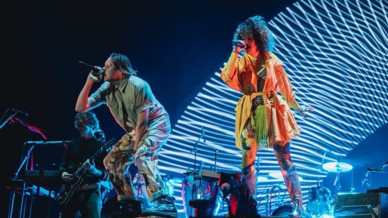 Arcade Fire en Lollapalooza 2024: ¿A qué hora se presentan y en qué escenario?