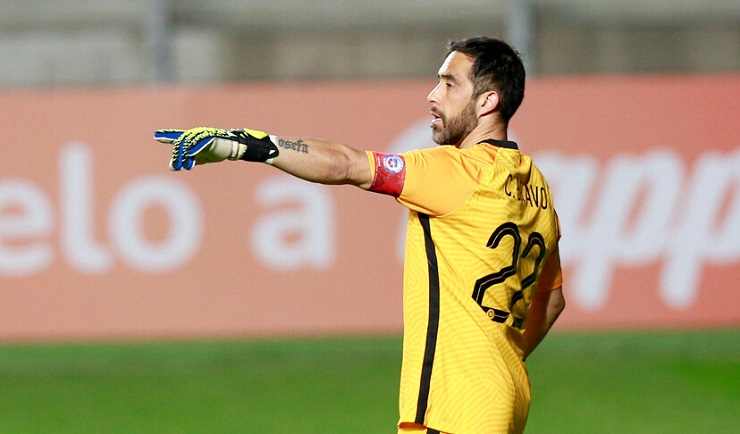 Claudio Bravo muestra su alegría por regresar a La Roja y asegura que va a 