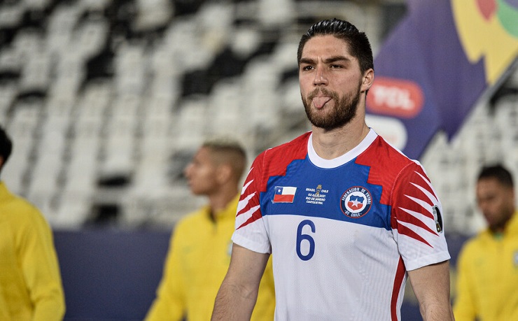 Francisco Sierralta fue convocado de urgencia a La Roja: Reemplaza al lesionado Guillermo Maripán