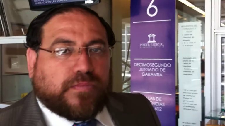 Quién es Claudio Cofré, el ex carabinero y abogado 