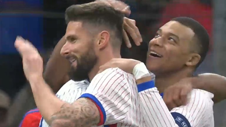 Gol de Francia: Jugadón de Kolo Muani para que Olivier Giroud anote el tercero ante La Roja