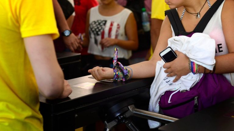 Lollapalooza Cashless: ¿Qué pasa si sobra carga en la pulsera al terminar el evento?