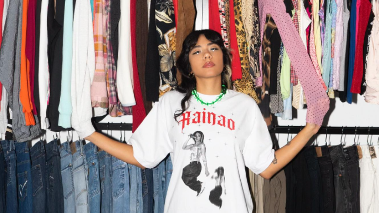 ¿Quién es RaiNao? Revisa cuándo se presenta la artista que le cantará a las mujeres en Lollapalooza Chile 2024