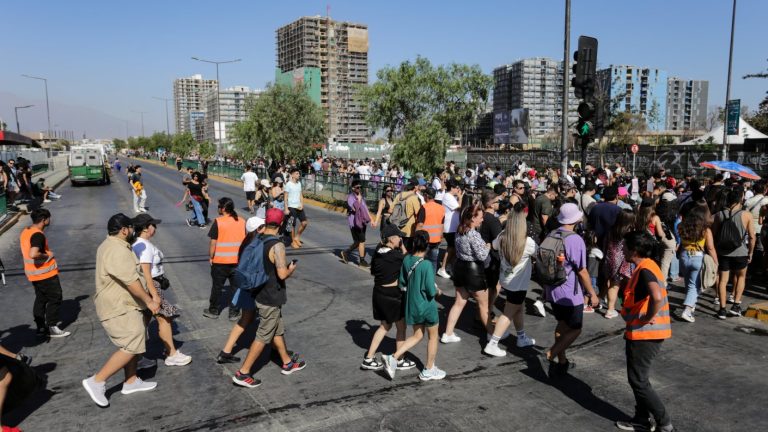 ¿Hasta qué hora se puede entrar al Lollapalooza Chile 2024? Revisa acá el detalle